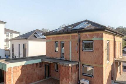 Haus Hüttlingen - 6 Zimmer, 157 m&sup2;, 699.000&euro; | Angebot:25937549