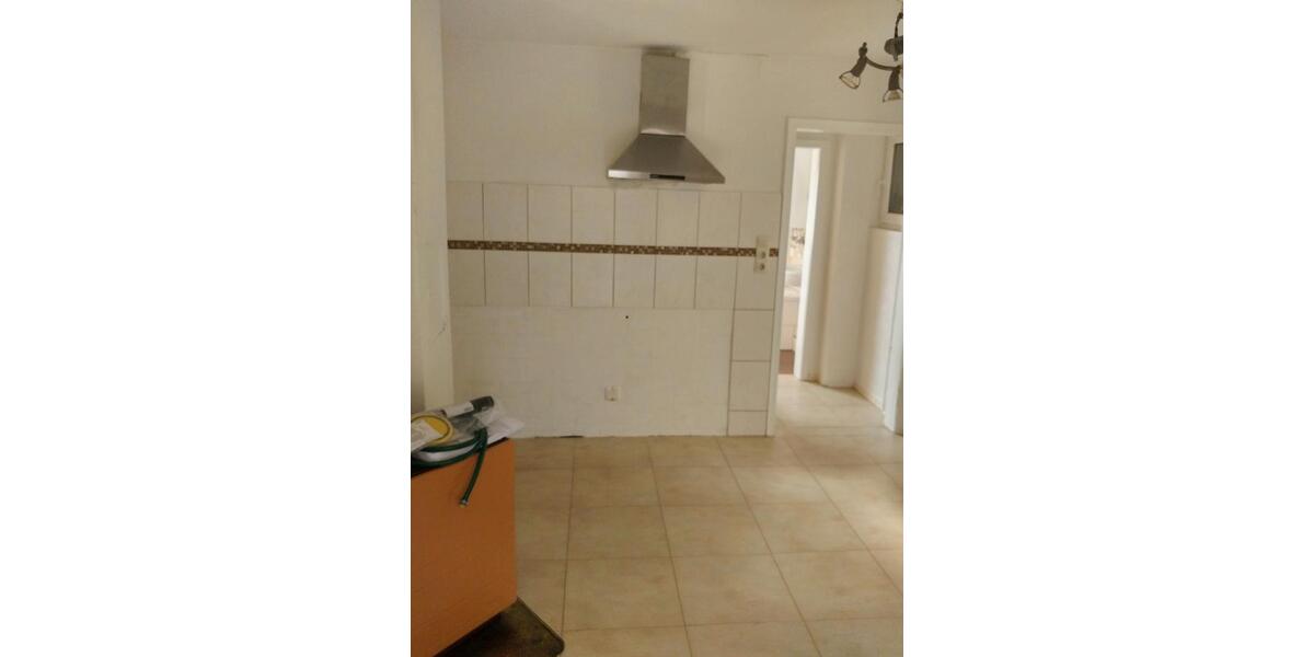 Einfamilienhaus Hüttlingen - 4 Zimmer, 90 m&sup2;, 200.000&euro; | Angebot:26525991