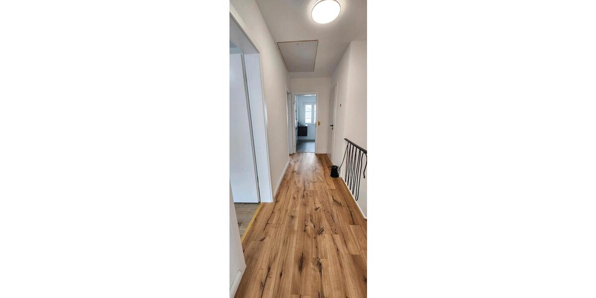 Einfamilienhaus Mutlangen - 8 Zimmer, 150 m&sup2;, 880.000&euro; | Angebot:26227847