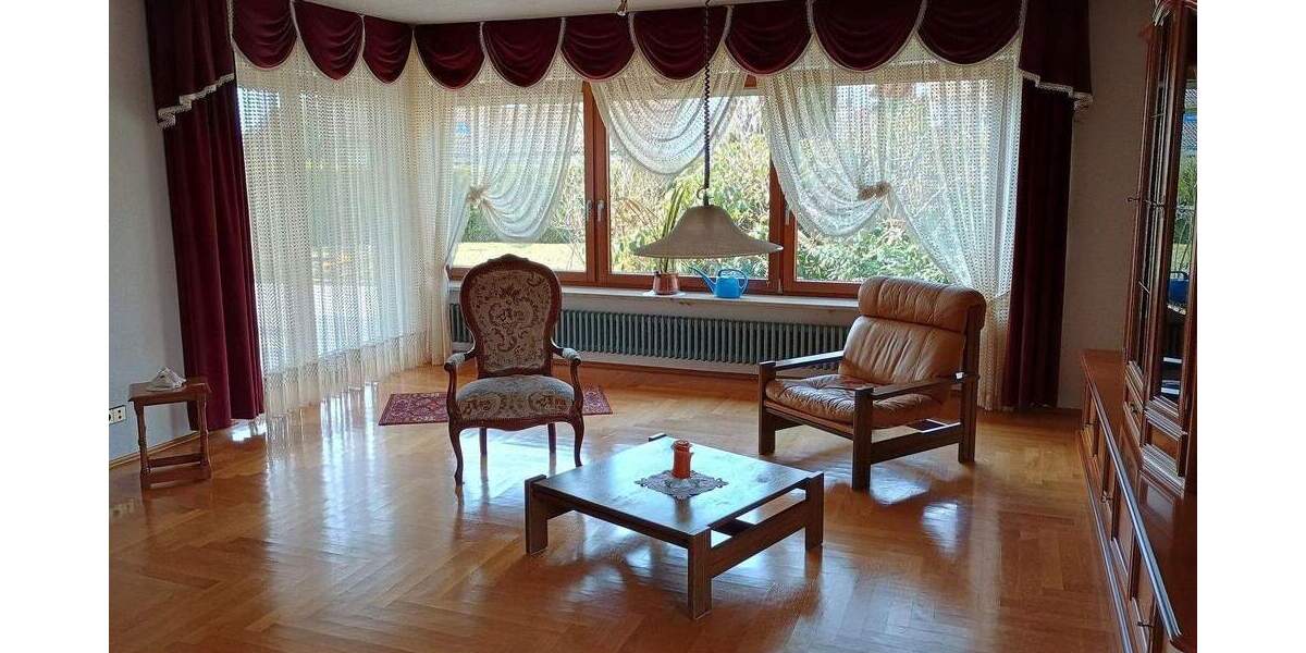 Einfamilienhaus Hüttlingen - 1 Zimmer, 255 m&sup2;, 735.000&euro; | Angebot:25775562