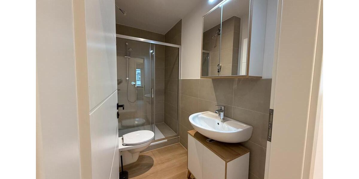 Etagenwohnung Ellwangen (Jagst) - 3 Zimmer, 60 m&sup2;, 1.100&euro; | Angebot:25512953