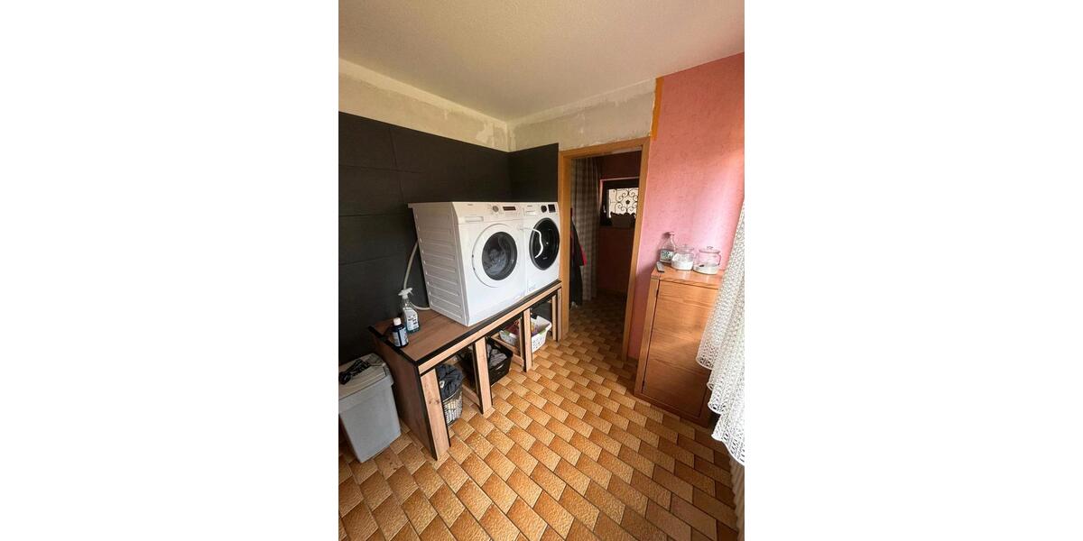 Einfamilienhaus Bühlertann - 12 Zimmer, 312 m&sup2;, 538.000&euro; | Angebot:25406028