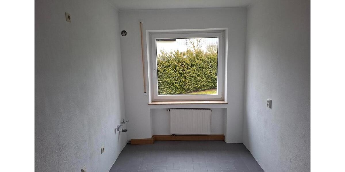 Erdgeschoßwohnung Bopfingen - 4 Zimmer, 93 m&sup2;, 200.000&euro; | Angebot:26023263
