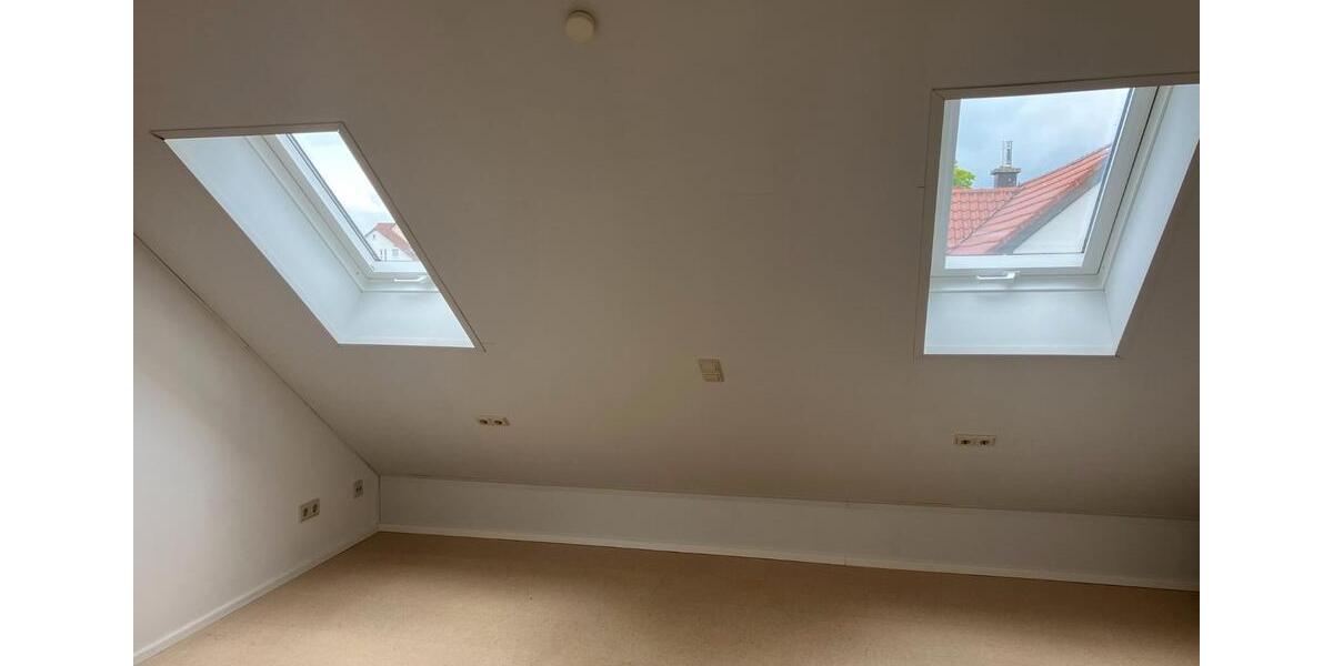 Dachgeschoßwohnung Heidenheim an der Brenz Aufhausen - 2 Zimmer, 65 m&sup2;, 570&euro; | Angebot:25976182