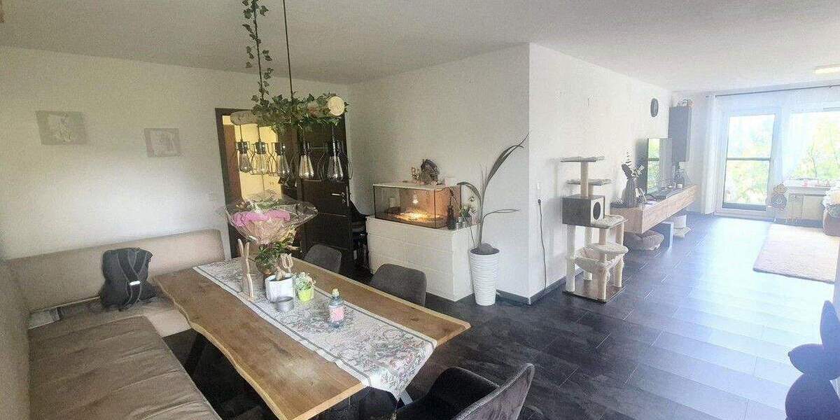Etagenwohnung Aalen Dewangen - 3 Zimmer, 98 m&sup2;, 342.000&euro; | Angebot:25771857