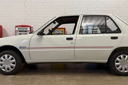 Peugeot 205 147.133 km 2.990 &euro; Bopfingen 73441