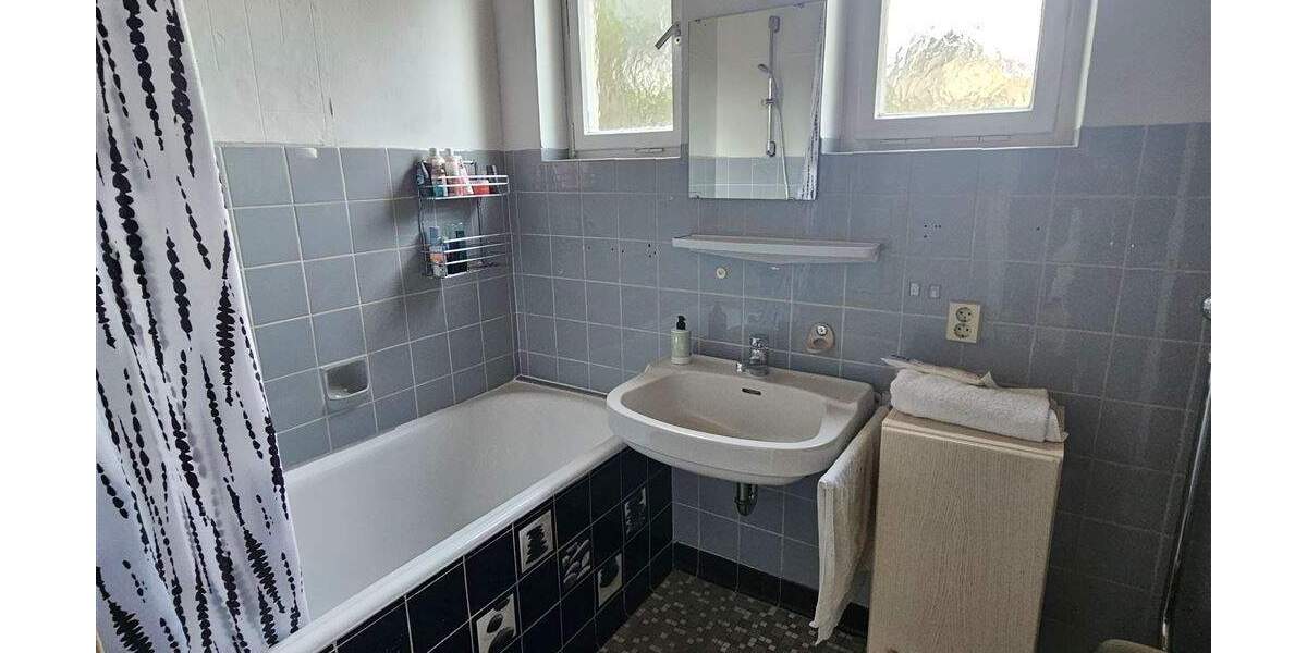 Mehrfamilienhaus, Wohnhaus Giengen an der Brenz Giengen - 6 Zimmer, 138 m&sup2;, 295.000&euro; | Angebot:25740487