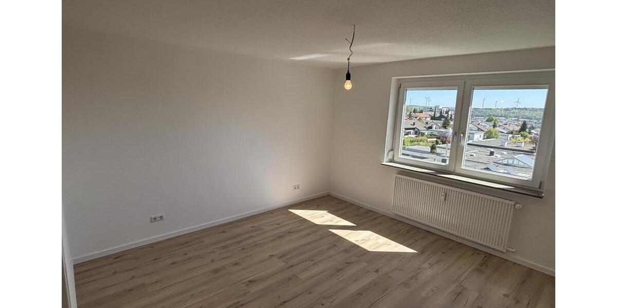 Etagenwohnung Heidenheim an der Brenz Aufhausen - 4 Zimmer, 91 m&sup2;, 750&euro; | Angebot:26470249