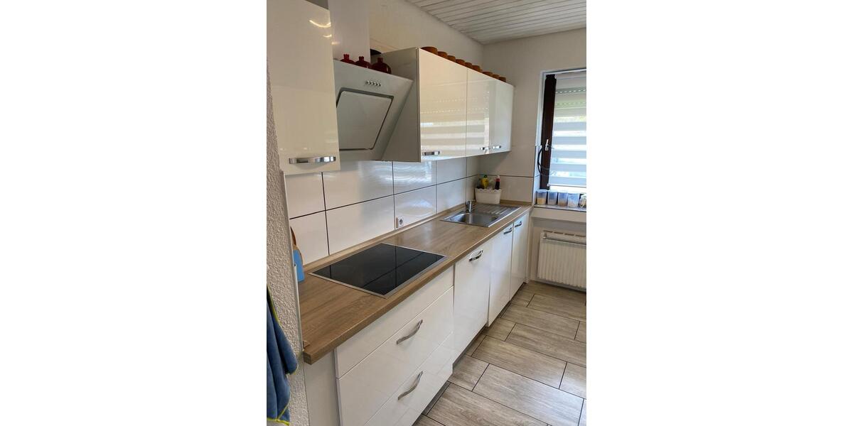 Erdgeschoßwohnung Rosenberg - 5.5 Zimmer, 142 m&sup2;, 1.200&euro; | Angebot:25944180