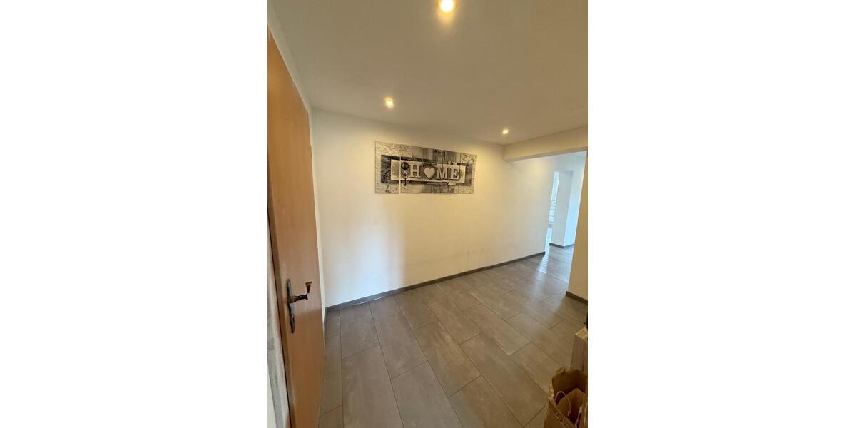 Etagenwohnung Durlangen - 3 Zimmer, 78 m&sup2;, 199.000&euro; | Angebot:25304742