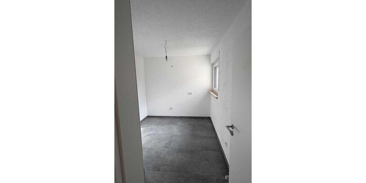 Etagenwohnung Schwäbisch Gmünd - 3.5 Zimmer, 88 m&sup2;, 299.000&euro; | Angebot:26803424