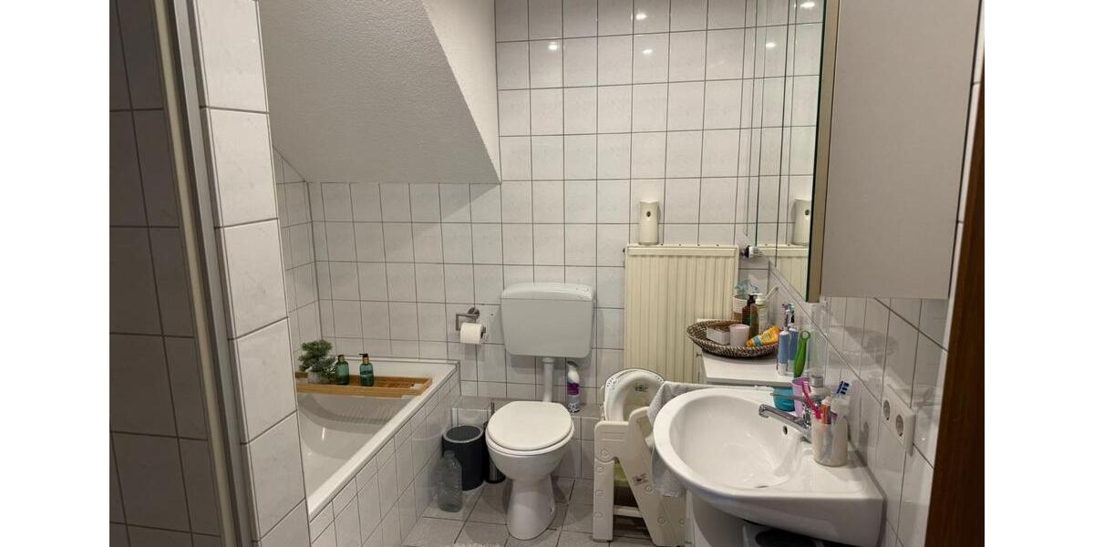Maisonettenwohnung Neresheim - 4 Zimmer, 85 m&sup2;, 990&euro; | Angebot:25449410