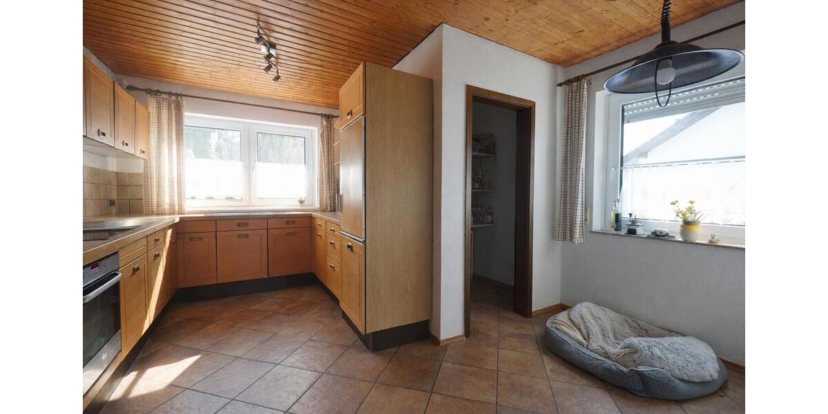 Mehrfamilienhaus, Wohnhaus Rainau - 12 Zimmer, 300 m&sup2;, 649.000&euro; | Angebot:26681437
