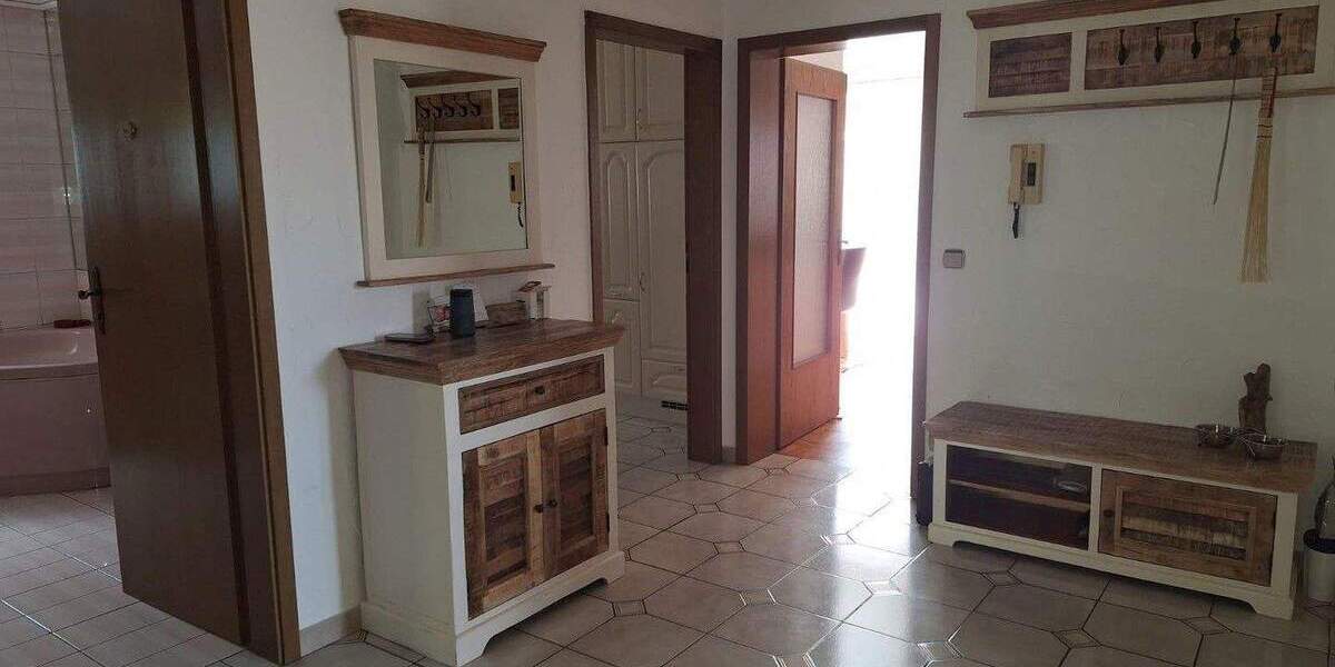 Mehrfamilienhaus, Wohnhaus Spraitbach - 9 Zimmer, 238 m&sup2;, 720.000&euro; | Angebot:25718919