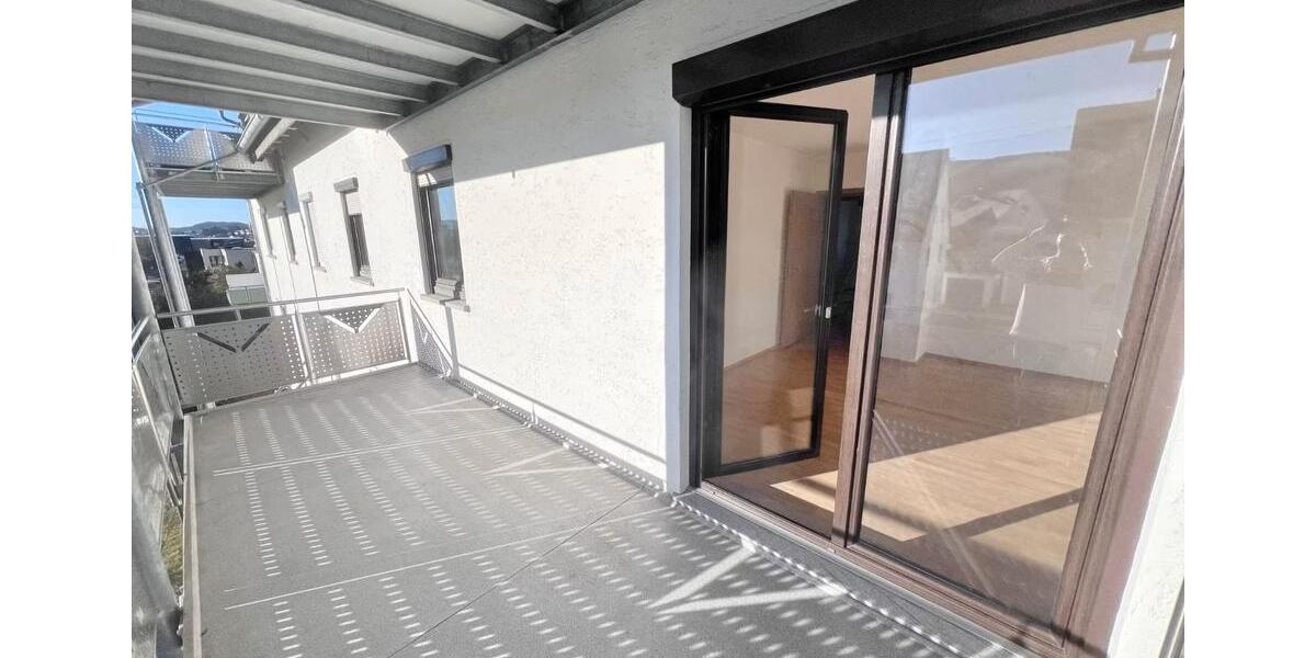 Etagenwohnung Aalen Unterkochen - 5 Zimmer, 105 m&sup2;, 1.200&euro; | Angebot:26032187