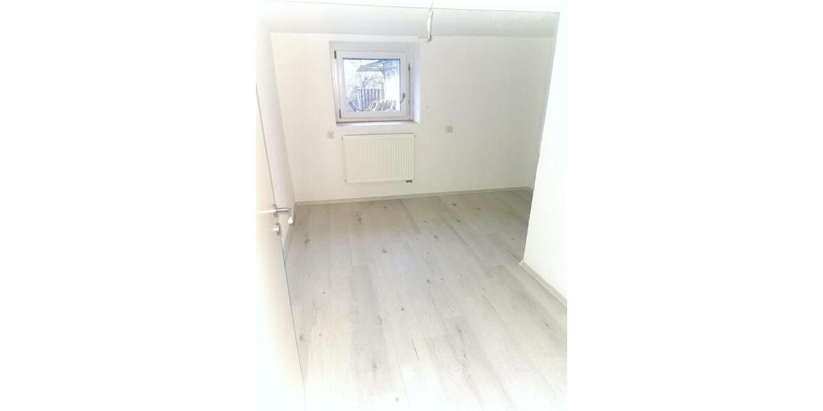 Erdgeschoßwohnung Nattheim - 3.5 Zimmer, 96 m&sup2;, 179.000&euro; | Angebot:27218912
