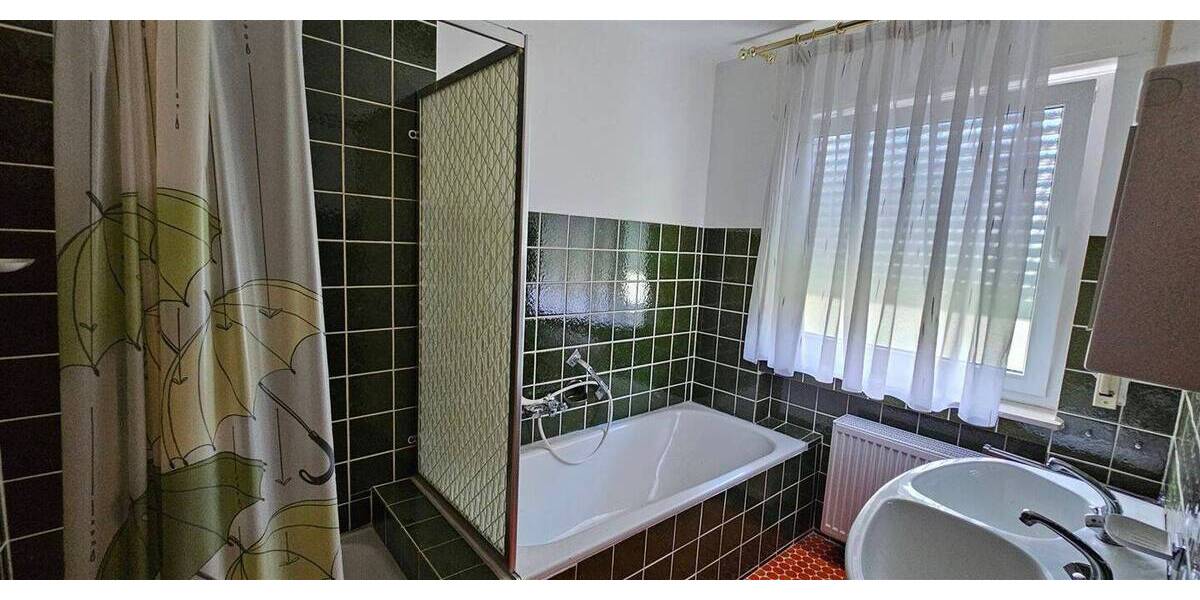 Mehrfamilienhaus, Wohnhaus Steinheim Söhnstetten - 8 Zimmer, 183 m&sup2;, 380.000&euro; | Angebot:25740410