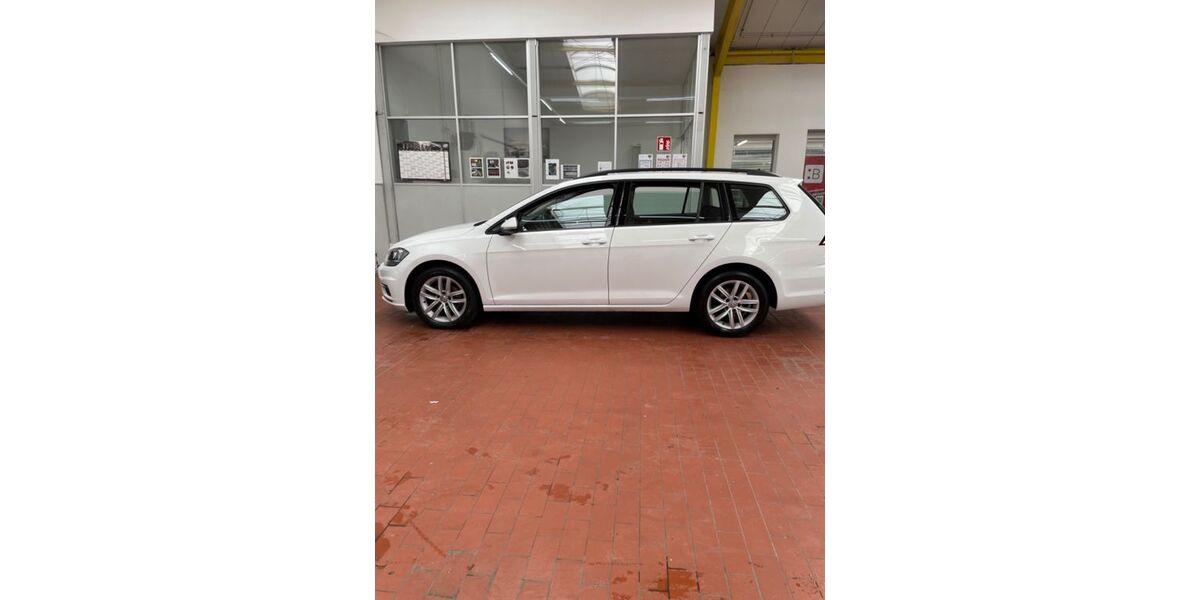 VW Golf 200.000 km 9.300 &euro; Aalen 73434