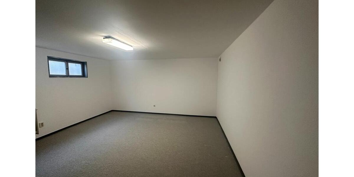 Doppelhaushälfte Giengen an der Brenz - 5 Zimmer, 140 m&sup2;, 1.650&euro; | Angebot:26529176