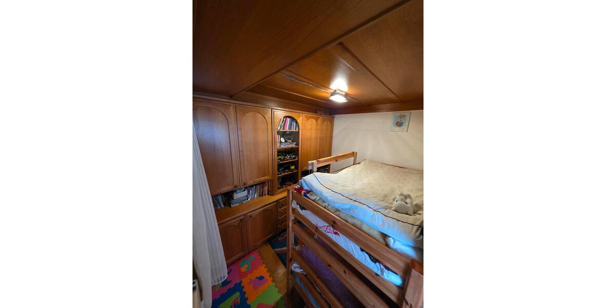 Dachgeschoßwohnung Schwäbisch Gmünd Bargau - 6.5 Zimmer, 117 m&sup2;, 245.000&euro; | Angebot:25948568