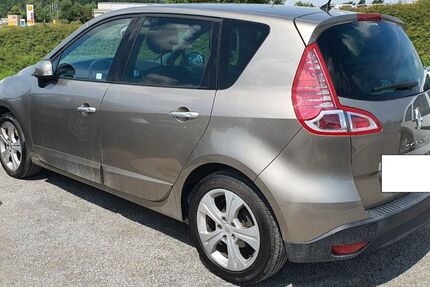 Renault Scenic 142.000 km 4.150 &euro; Ellwangen (Jagst) 73479