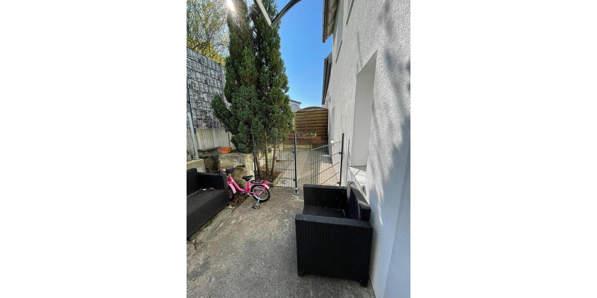 Erdgeschoßwohnung Mutlangen - 4 Zimmer, 95 m&sup2;, 1.050&euro; | Angebot:25632688