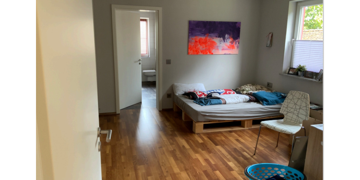 Einfamilienhaus Bopfingen - 6 Zimmer, 260 m&sup2;, 2.400&euro; | Angebot:25845679