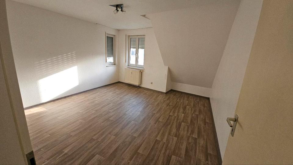 Etagenwohnung Schwäbisch Gmünd - 3 Zimmer, 90 m&sup2;, 1.180&euro; | Angebot:25983394