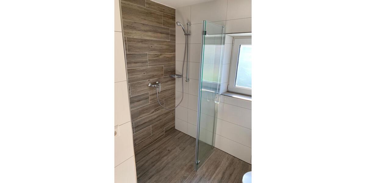 Reihenhaus Schwäbisch Gmünd - 8 Zimmer, 140 m&sup2;, 1.500&euro; | Angebot:27618942