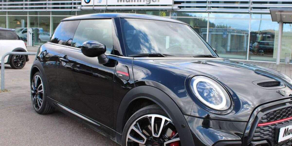 Mini John Cooper Works 40.881 km 29.480 &euro; Schwäbisch Gmünd 73529