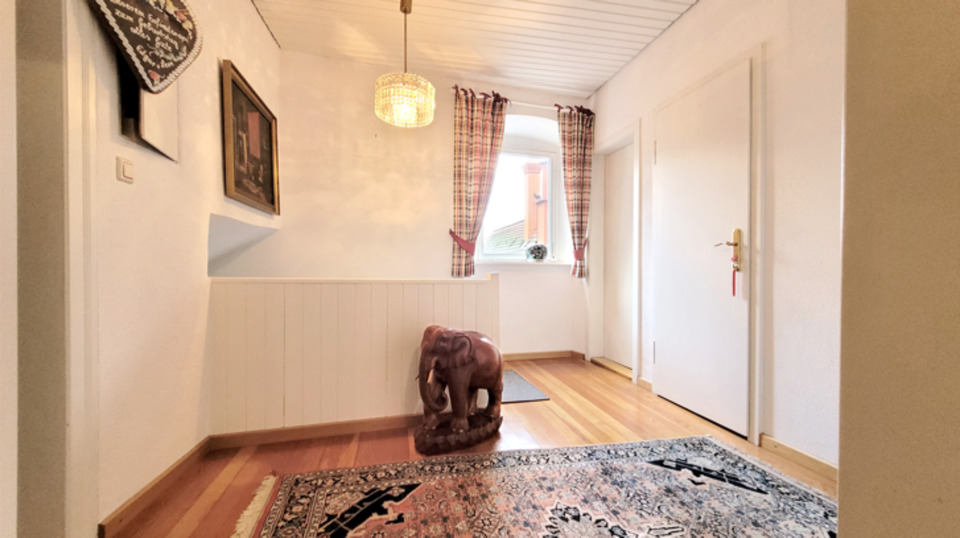 Mehrfamilienhaus, Wohnhaus Ellwangen (Jagst) - 13 Zimmer, 406 m&sup2;, 495.000&euro; | Angebot:24533277