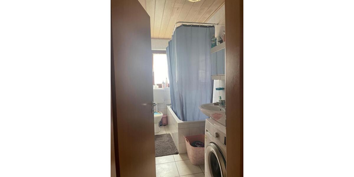 Dachgeschoßwohnung Aalen - 3 Zimmer, 78 m&sup2;, 800&euro; | Angebot:25856662