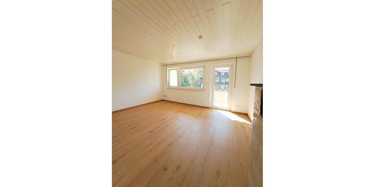Etagenwohnung Aalen Attenhofen - 3 Zimmer, 69 m&sup2;, 175.000&euro; | Angebot:27598534