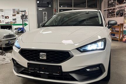 Seat Leon 28.000 km 27.400 &euro; Neuler 73491