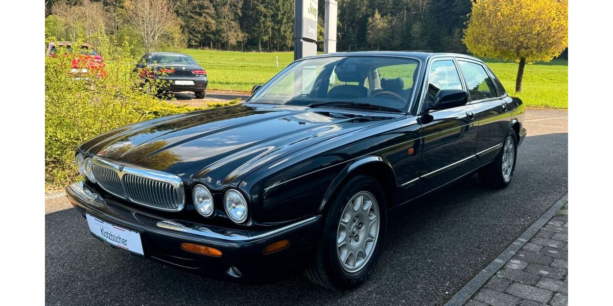 Jaguar XJ 178.450 km 16.990 &euro; Schwäbisch Gmünd 73527