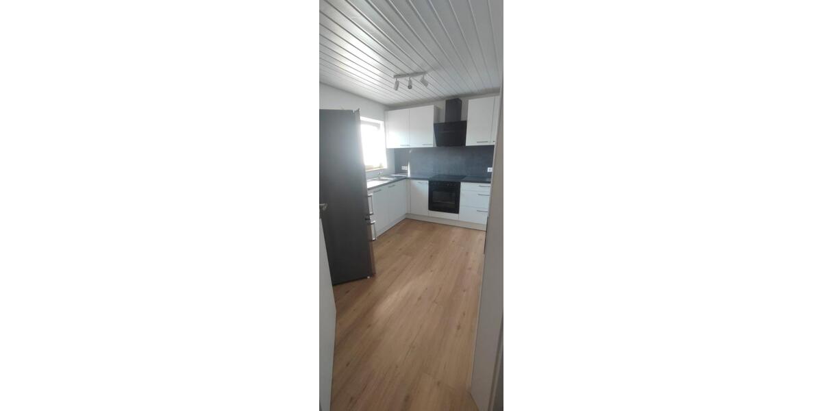 Dachgeschoßwohnung Täferrot - 2 Zimmer, 54 m&sup2;, 760&euro; | Angebot:26007780