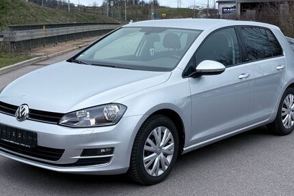 VW Golf 42.000 km 16.300 &euro; Essingen­­­ 73457