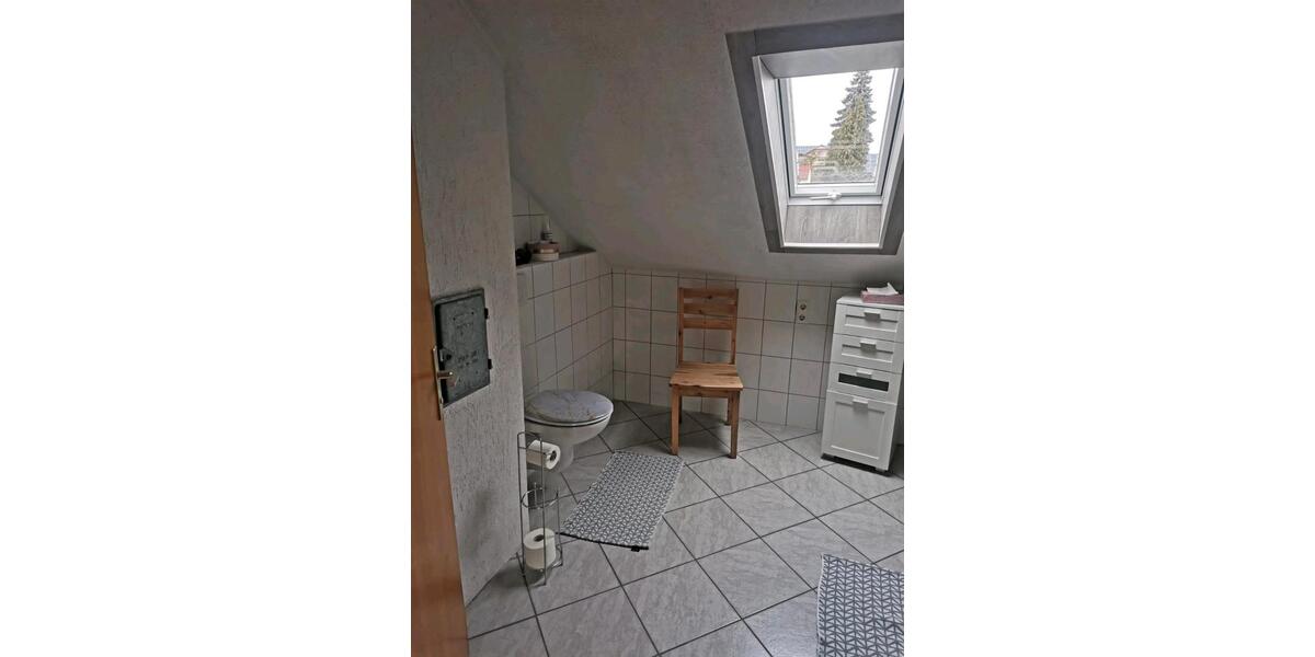 Dachgeschoßwohnung Rosenberg - 3 Zimmer, 77 m&sup2;, 850&euro; | Angebot:26019853