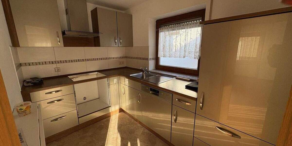 Mehrfamilienhaus, Wohnhaus Oberkochen - 6 Zimmer, 140 m&sup2;, 395.000&euro; | Angebot:25746500