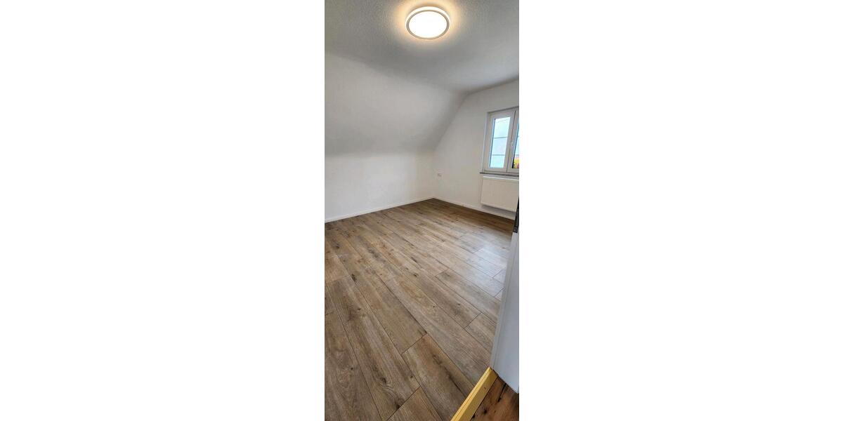 Einfamilienhaus Mutlangen - 8 Zimmer, 150 m&sup2;, 880.000&euro; | Angebot:26227847