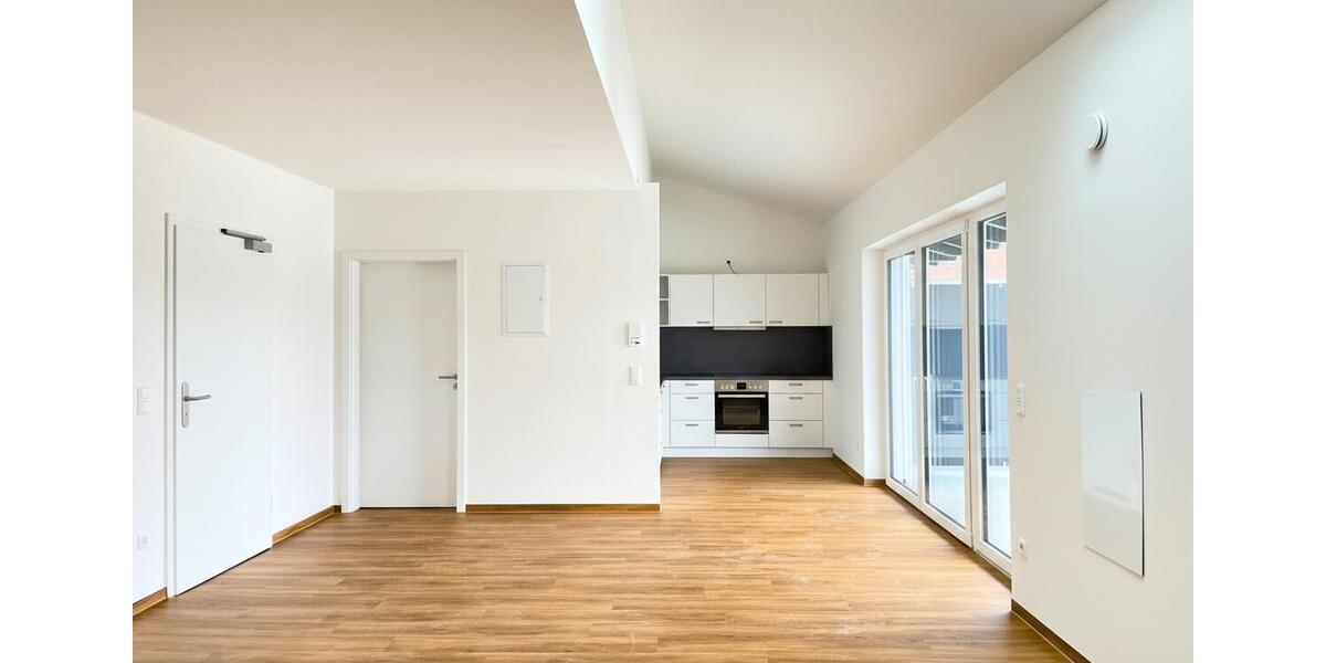 Dachgeschoßwohnung Riesbürg - 2 Zimmer, 72 m&sup2;, 900&euro; | Angebot:25351257