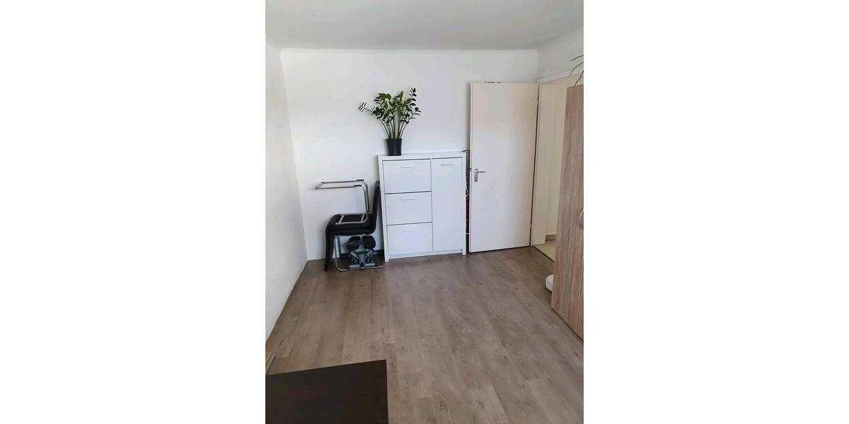 Etagenwohnung Aalen Attenhofen - 3 Zimmer, 78 m&sup2;, 220.000&euro; | Angebot:27608977