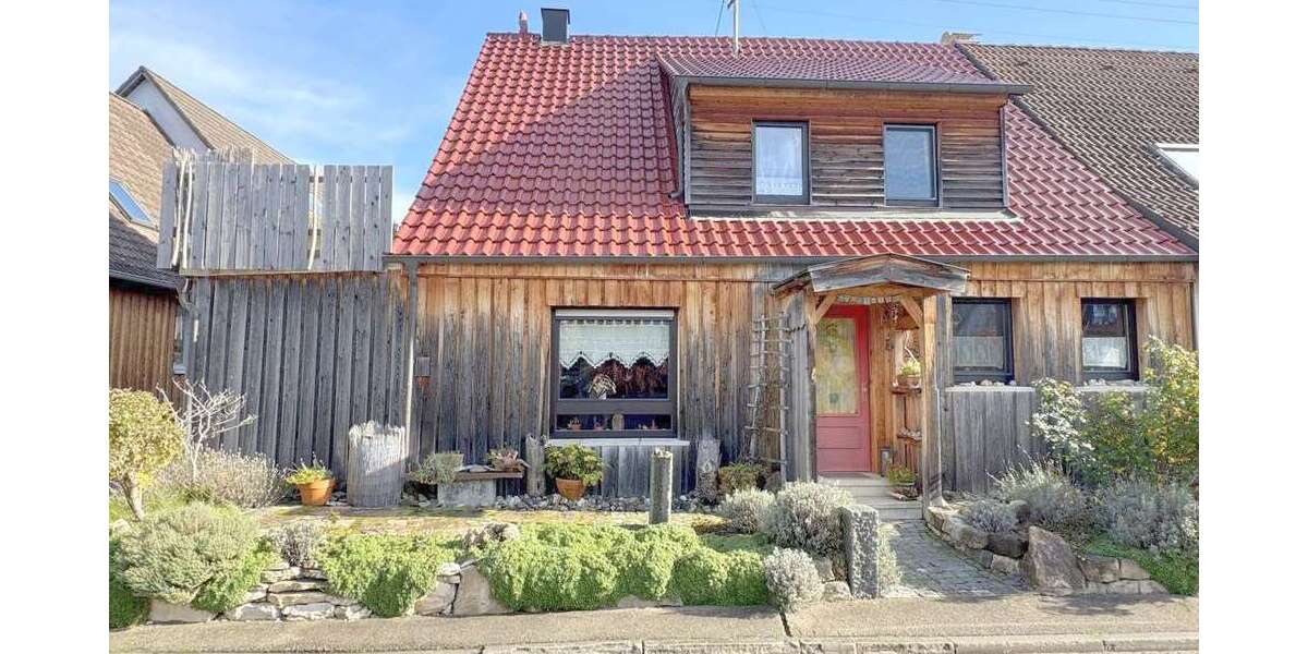 Einfamilienhaus Bopfingen / Oberdorf am Ipf Oberdorf am Ipf - 6 Zimmer, 125 m&sup2;, 189.000&euro; | Angebot:25513858