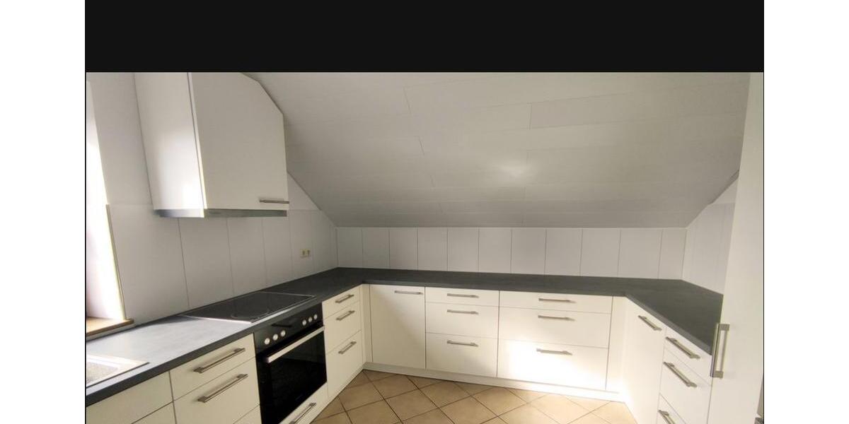 Dachgeschoßwohnung Böbingen an der Rems - 3.5 Zimmer, 82 m&sup2;, 900&euro; | Angebot:26003096