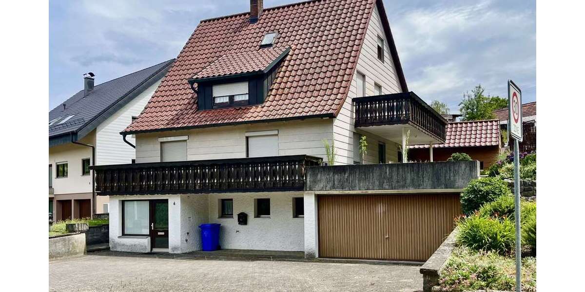 Einfamilienhaus Ellwangen - 10 Zimmer, 170 m&sup2;, 295.000&euro; | Angebot:27009122