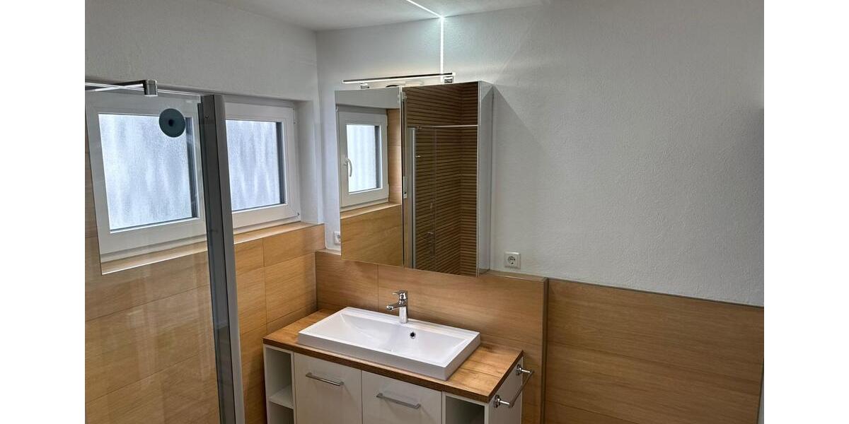 Etagenwohnung Aalen Dewangen - 3.5 Zimmer, 95 m&sup2;, 1.045&euro; | Angebot:25638347