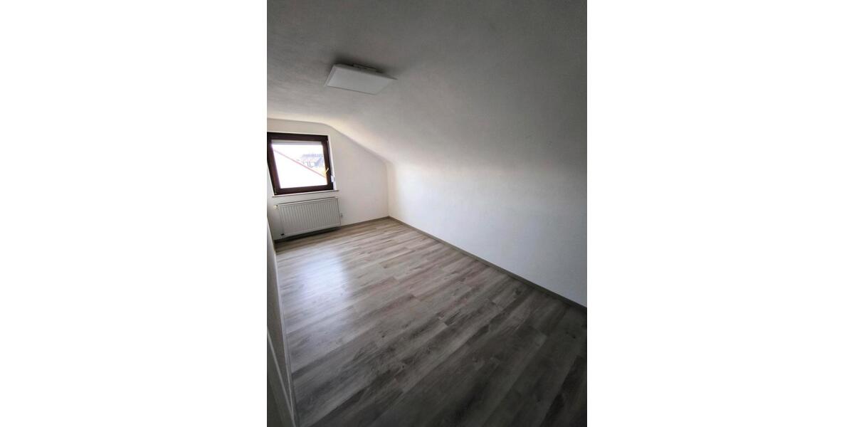 Einfamilienhaus Bopfingen - 6 Zimmer, 130 m&sup2;, 370.000&euro; | Angebot:25840682