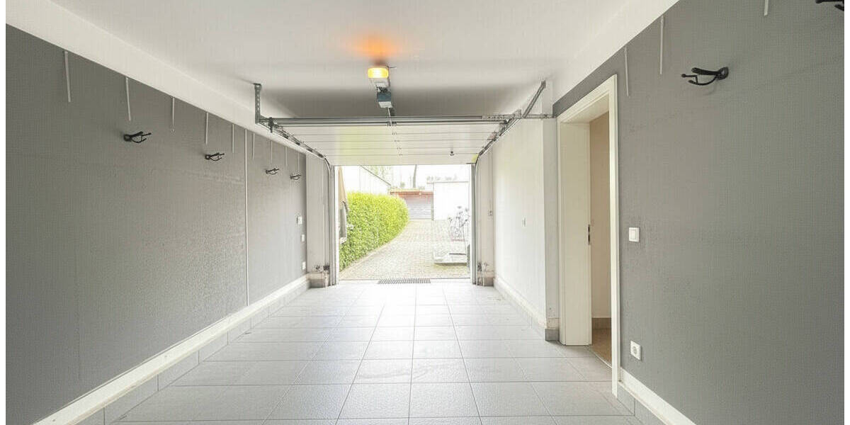 Doppelhaushälfte Nördlingen - 8 Zimmer, 161 m&sup2;, 1.670&euro; | Angebot:26568521