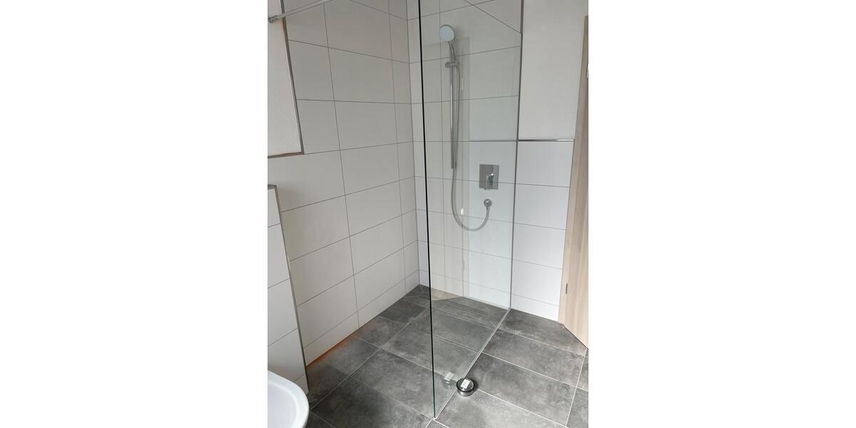 Etagenwohnung Ellwangen (Jagst) - 3.5 Zimmer, 110 m&sup2;, 1.200&euro; | Angebot:25498303