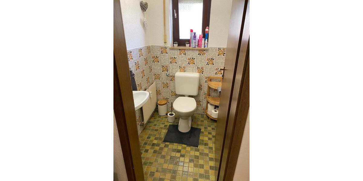 Erdgeschoßwohnung Rosenberg - 5.5 Zimmer, 142 m&sup2;, 1.200&euro; | Angebot:25944180